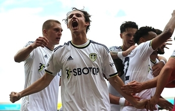 超ハイテンションサッカーでチェルシーをも粉砕　昨季“17位”だったリーズがサプライズ集団へ