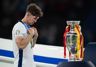 “2大会連続の準優勝”を経験したストーンズの心に深く刻まれたEUROの傷　「受け入れるのにしばらく時間がかかる」　