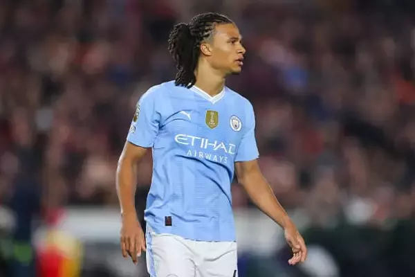 鎌田大地のチームメイトに？　出場機会失ったシティDFアケにクリスタル・パレス、ボーンマスが興味