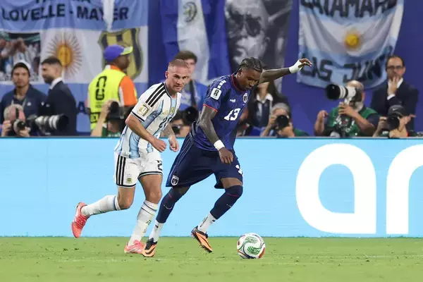 「［北中米W杯・総集編02］小国の大健闘、スーパースターの抱擁……　新設ラウンド32が生んだエピソードの多いドラマ」の画像