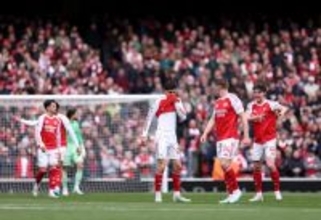 ロイ・キーン、プレミア制覇危ぶまれるアーセナルに警鐘！　「これは選手たちの責任だ。監督にできることにも限界がある」