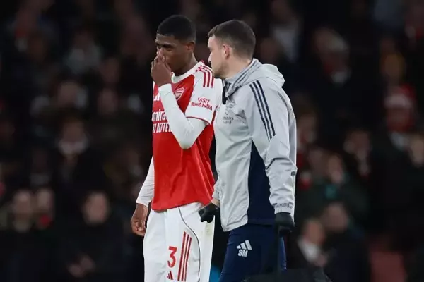 まさかのCBモスケラまで……　アーセナル鉄壁の守備陣が負傷で崩れかけてきた「彼自身も正確な説明ができなかったが、プレイは無理だった」