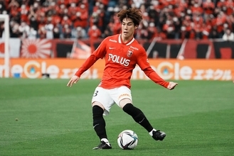 浦和のリズムを変えるジョーカーに　途中出場で攻撃の軸となる江坂任