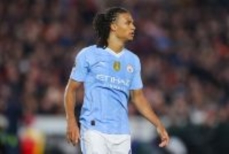 オランダ代表DFアケが序列落とすシティでの現状に本音を吐露　クーマン代表監督からは忠告も 「毎試合プレイしたい」