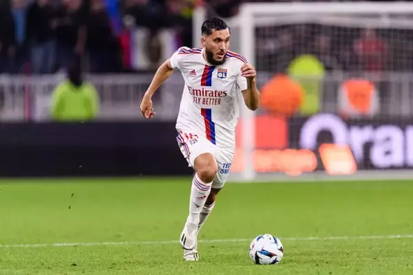 “フランス版アザール”になり得るテクニシャン　昨季無得点の挫折味わったリヨンの逸材に光は見えたか