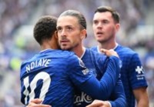 エヴァートンに移籍しハイパフォーマンスを披露していたグリーリッシュ　疲労骨折で今季中の復帰は絶望的「シーズンをこんな形で……」