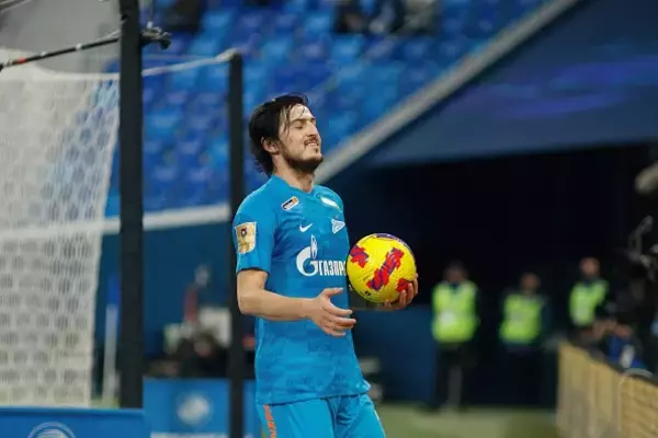 ようやく5大リーグでのプレイが見られる　アズムンはソン・フンミンに並ぶアジア最高のFWとなれるか