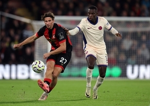 トッテナム相手に4失点。守備崩壊のシティが最終ライン強化へ　敗れたボーンマスからウクライナ代表DF引き抜きか