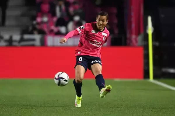 高精度キックで大阪ダービー勝利に貢献　左SBで主力となる山中亮輔が逆転弾をアシスト