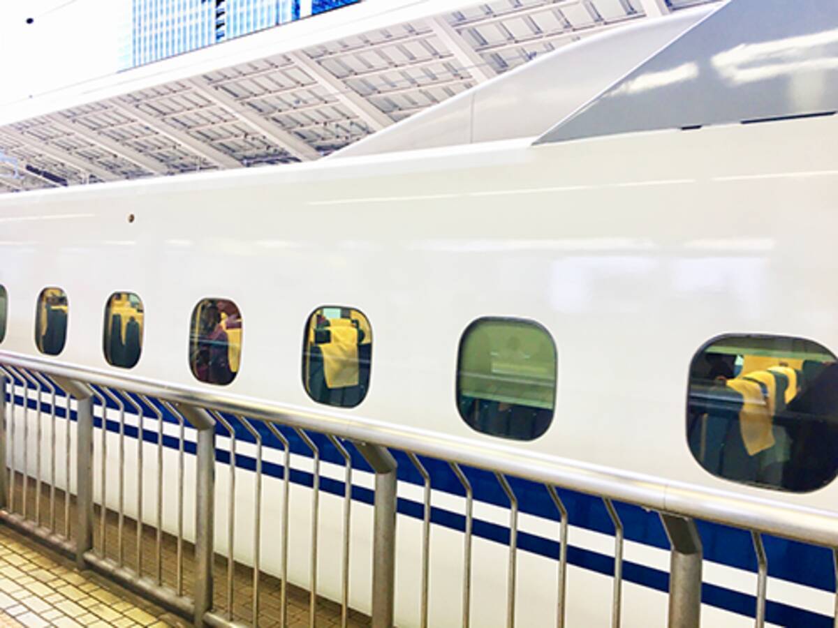 史上最強に硬いアイスはどっちだ あずきバー Vs シンカンセンスゴイカタイアイス を勝手に戦わせてみた 18年11月日 エキサイトニュース