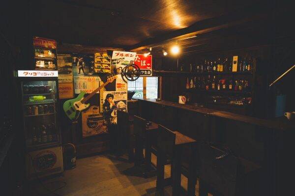 飲みに行くところがない ので 自宅の納屋をレトロなバーに変身させた人から話を聞いてみた 年7月8日 エキサイトニュース
