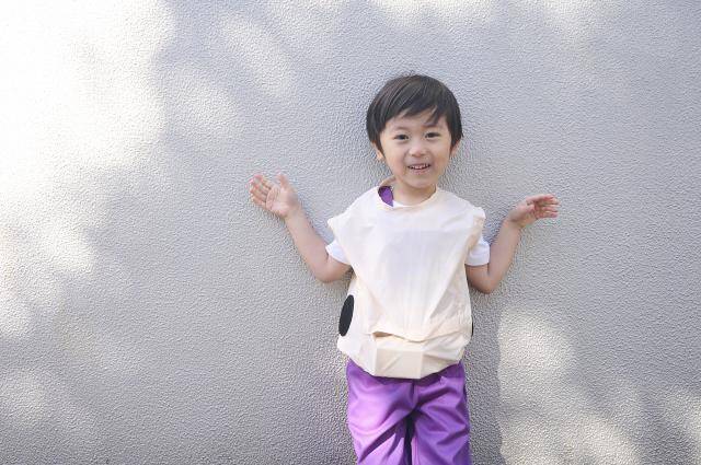 「我が子を守りたい」人気ライター・ヨッピー 父親目線で開発した幼児用熱中症対策ベスト「べビエア」開発秘話