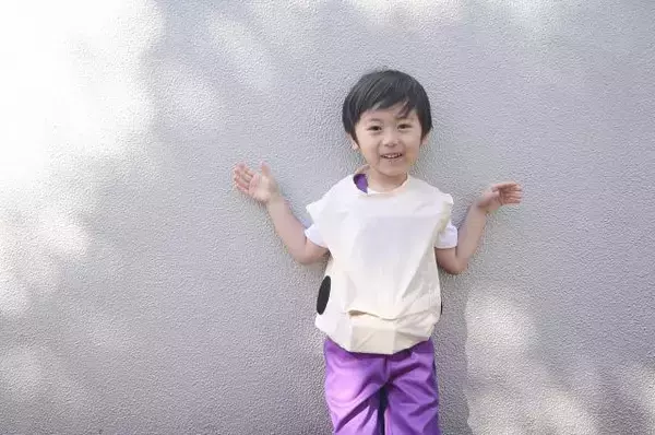 「「我が子を守りたい」人気ライター・ヨッピー 父親目線で開発した幼児用熱中症対策ベスト「べビエア」開発秘話」の画像