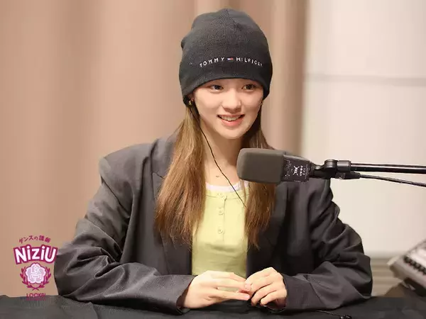 NiziU 新曲「Too Much」で話題の「顎クイ」誕生の真相とは？ RIO「どこのタイミングで顎クイする？」