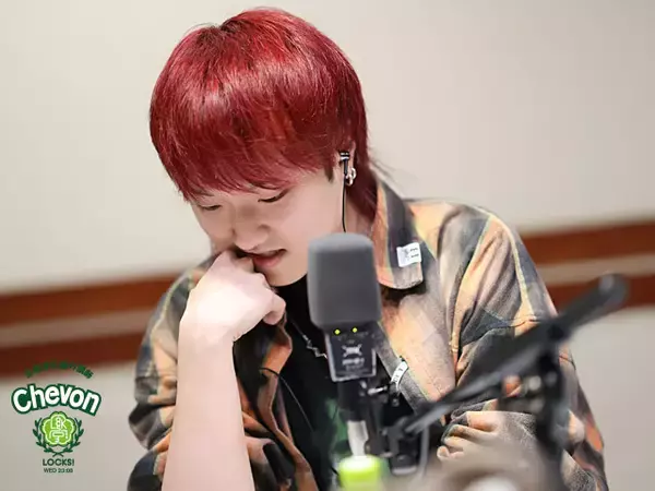 「メジャーデビュー直前！札幌発3人組ロックバンド・Chevonがラジオ番組「SCHOOL OF LOCK!」パーソナリティに就任！」の画像