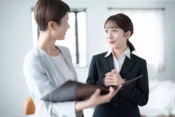 年上に愛される“質問の仕方”、難しい商談の前には…先輩から教わった今も活きている「仕事術」
