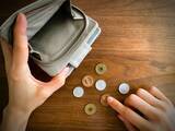 「【心理テスト】節約しているのにお金がない!? あなたが一生抜け出せない「無意識のビンボー習慣」診断」の画像1