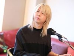 Mrs. GREEN APPLE ラジオ番組に"重大人事"、5月から藤澤涼架が単独パーソナリティに就任！ 大森元貴「任せたよ、本当に！」若井滉斗「りょうちゃんは寄り添えるから!!」