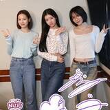 「「最初、踊れるか不安だった」NiziU MAKO・RIMA・MAYAが「8曲ほぼフルで踊り続ける」まで鍛え上げたパフォーマンスの極致」の画像1