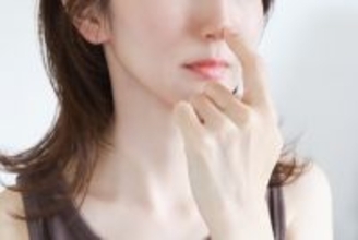 「ママはなんでお化粧しないの？」4歳娘の一言にドキッ！ 40代・在宅ワークママの“手抜きメイク”に悩んできた…みんなはどうしてる？ 悩む相談者へのアドバイス続々