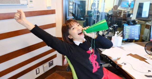 20代で「お母さんと一緒にお風呂」に入るのは変？ 親が“過保護”過ぎて困る…悩む相談者へのアドバイス続々