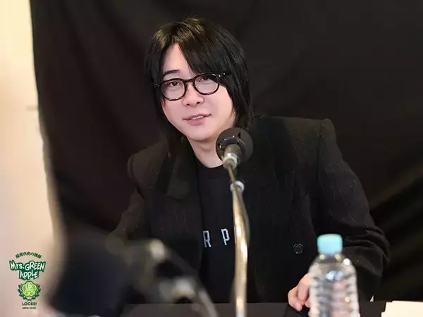 Mrs. GREEN APPLE大森元貴「『すごい嫌だ～この人～』と思って（笑）」藤澤涼架と出会った当時に呼ばれて「嫌だった」“あだ名”とは？