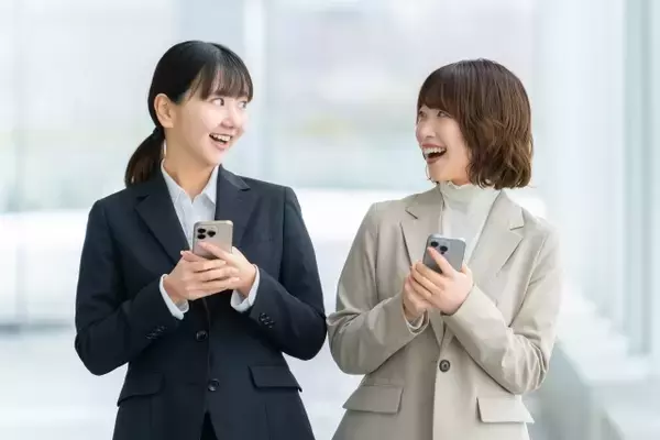 「年下上司にモヤモヤ…うまく関係を築くコツ、気持ちの切り替える方法は？ 悩む相談者へのアドバイス続々」の画像