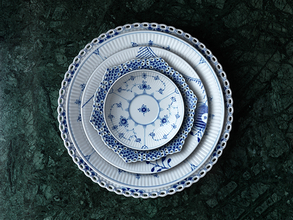 “至高のブルー”「ロイヤル コペンハーゲン」の陶磁器の魅力