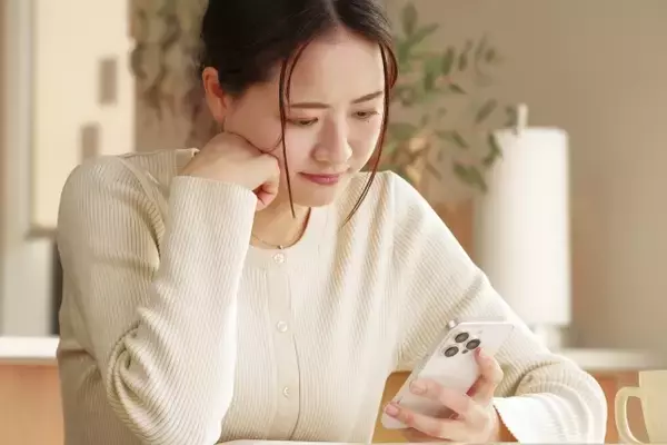 「返信不要」の一言が救いになる？ メンタル不調の友人からの連絡は待つべきか…悩む相談者へのアドバイス続々