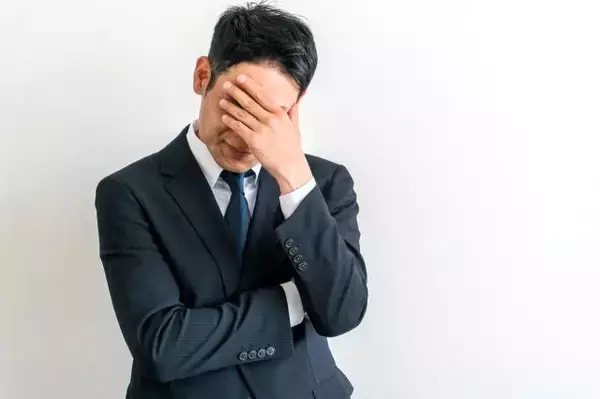 「自分から話しかけるのが怖い…」過去のトラウマに悩む40代男性へ、話しかけ方のコツ・“無理に話さない”処世術などのアドバイス続々
