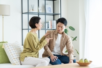 自営業で仕事も家も一緒でモヤモヤ…離婚したいわけではないけど…悩む相談者への共感・アドバイス続々
