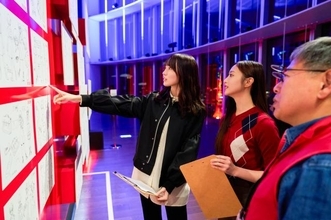 乃木坂46 井上和＆賀喜遥香『エヴァンゲリオン』30周年記念展をレポート！賀喜「セル画を近くで見られたのが贅沢すぎて最高でした！」