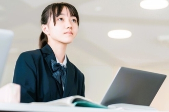 「課題を全部AI任せに」広がる学生のAI依存…英語を学ぶ意義を見失う子どもたちに専門家が警鐘