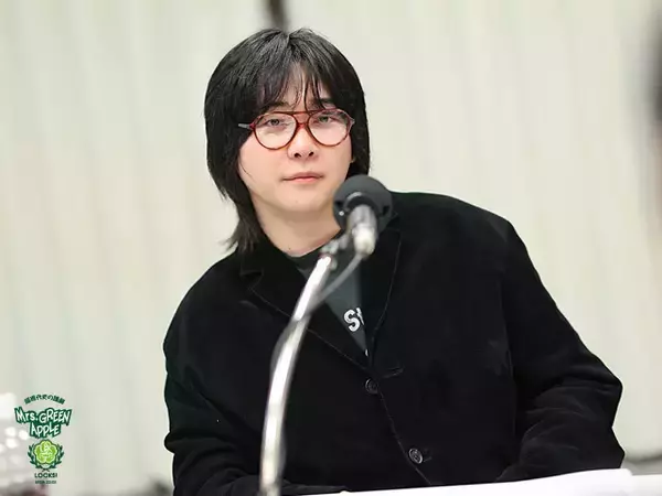 Mrs. GREEN APPLE大森元貴「うれしいね！ ミセスがきっかけでお友達ができたって！」18歳リスナーの報告に喜び、ラジオで“即興劇”披露!?