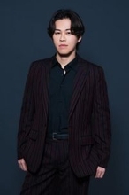 “歌謡界のファッションリーダー”伊達悠太、最新曲「逢えなくていいから」がオリコン演歌・歌謡シングルランキング1位獲得！