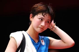 【バドミントン】宮崎友花「チームが私を頼りにしてくれていたのに…」女子団体銀に涙