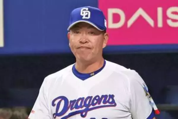 【中日】乱闘寸前…井上監督を激高させたヤクルト側の〝対応〟「こっちに変なことを言っていたヤツが１人おった」