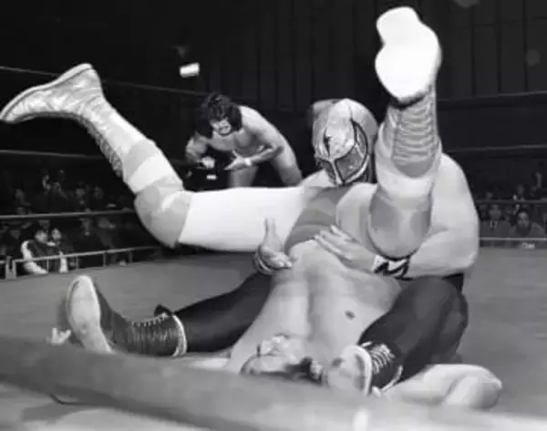 「お前、平田だろ」８５年には藤波辰爾と因縁　スーパー・ストロング・マシンのアジアタッグ戴冠　８６年１０月