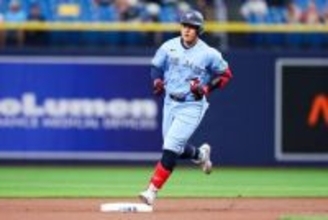 【MLB】10号到達！ 岡本和真は主砲ゲレロ〝再生〟の救世主「問題を解決できる存在だ」＝現地報道