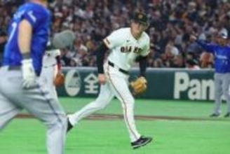 【巨人】ハワードが右足負傷で緊急降板　村田コーチ「違和感があると…」５日に抹消判断か