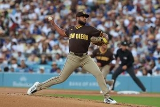 【ＭＬＢ】「恐ろしい事態に…」ドジャース戦先発のパドレス右腕が降板後に意識失い緊急搬送