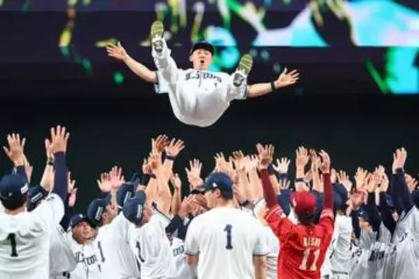 【西武】引退・栗山巧　ラスト安打の直前…率直な胸中「サンペイに持ってかれたなと…」