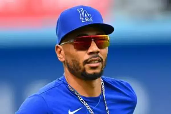 【ドジャース】ベッツが恩師コーラ監督解任に「関わらない」…「大好き」一転〝塩対応〟に米メディアあ然