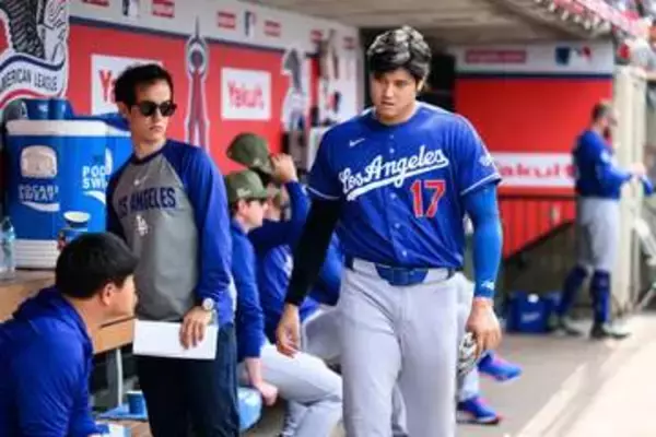 【ドジャース】大谷翔平の不振脱出は休養日効果か構えの修正か　ロバーツ監督と〝見解〟対立