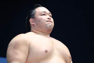 【大相撲】朝乃山　熱海富士撃破で首位と１差接近…43場所ぶりＶなら史上１位の最長記録