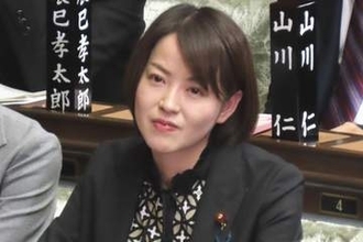 いのちの党・八幡愛副代表　村上龍さん追悼「赤いネイルを塗る女になりたかった」