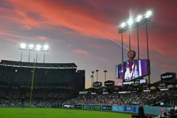 【ドジャース】大谷翔平ファンが女性同士で大乱闘…〝巻き添え〟の男性が負傷＝海外報道