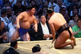 【大相撲】幕内最年少の藤ノ川が豊昇龍を破り２日連続の金星　横綱初挑戦から４連勝は戦後初の快挙