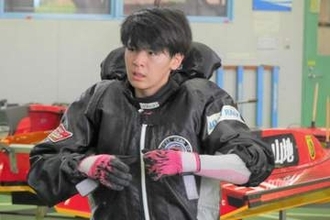 【若松ボート】富永夏哉人　相棒44号機の底上げ成功「真夏仕様で行き足、離れは良さそう」