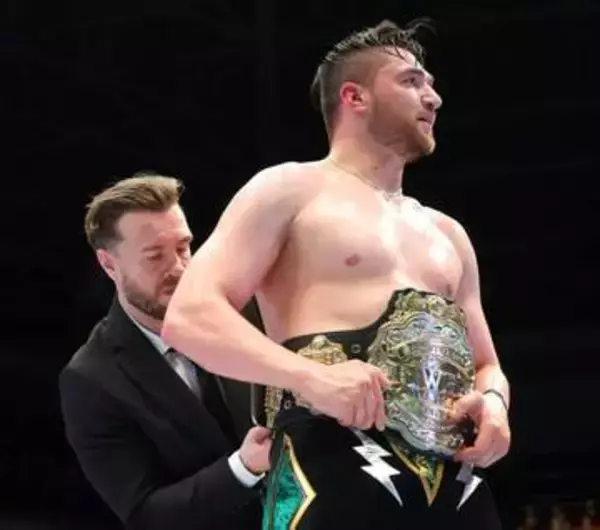 「【新日本】史上最年少ＩＷＧＰ王者カラム・ニューマン　オスプレイは〝ドリーム師弟戦〟の可能性を示唆」の画像